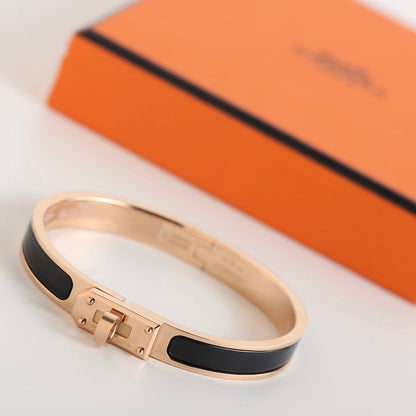 [Love's Uplift]HM KELLY BLACK BRACELET