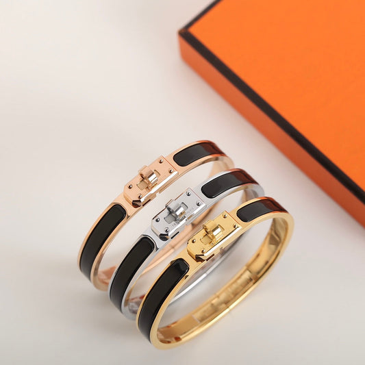[Love's Uplift]HM KELLY BLACK BRACELET