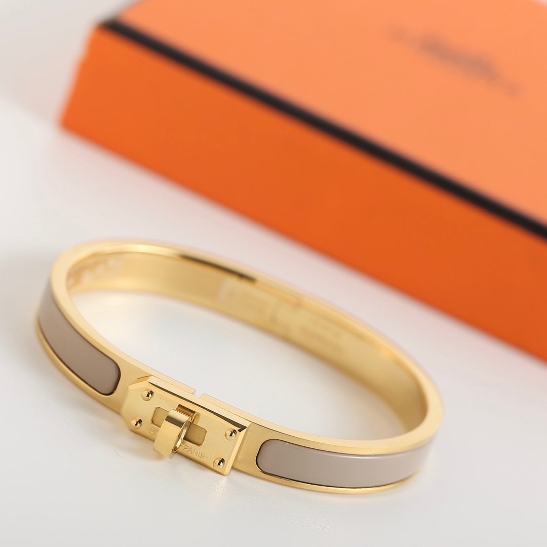 [Love's Uplift]HM KELLY GREY BRACELET