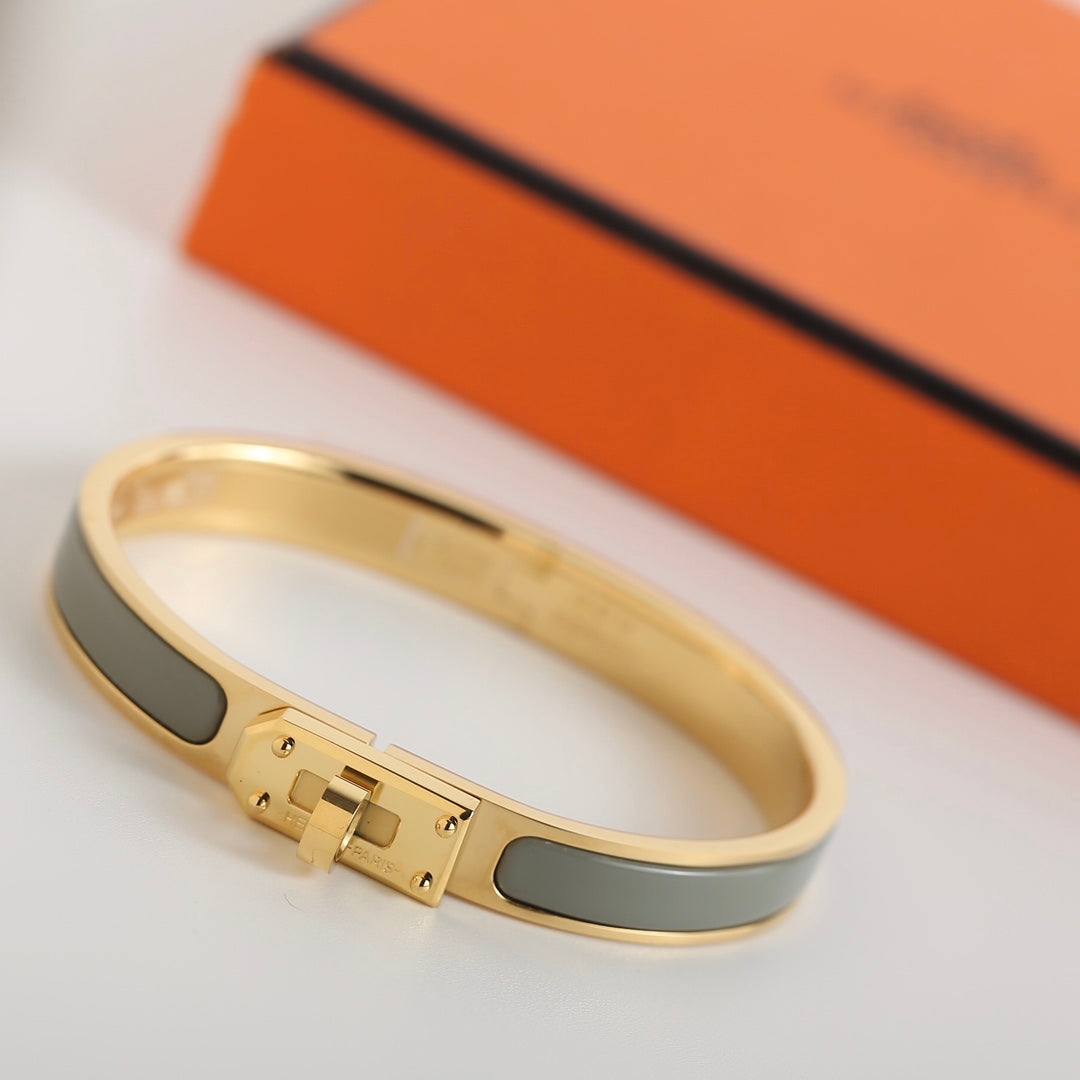 [Love's Uplift]HM KELLY BLUE GREEN BRACELET