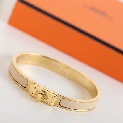 [Love's Uplift]HM KELLY BEIGE BRACELET