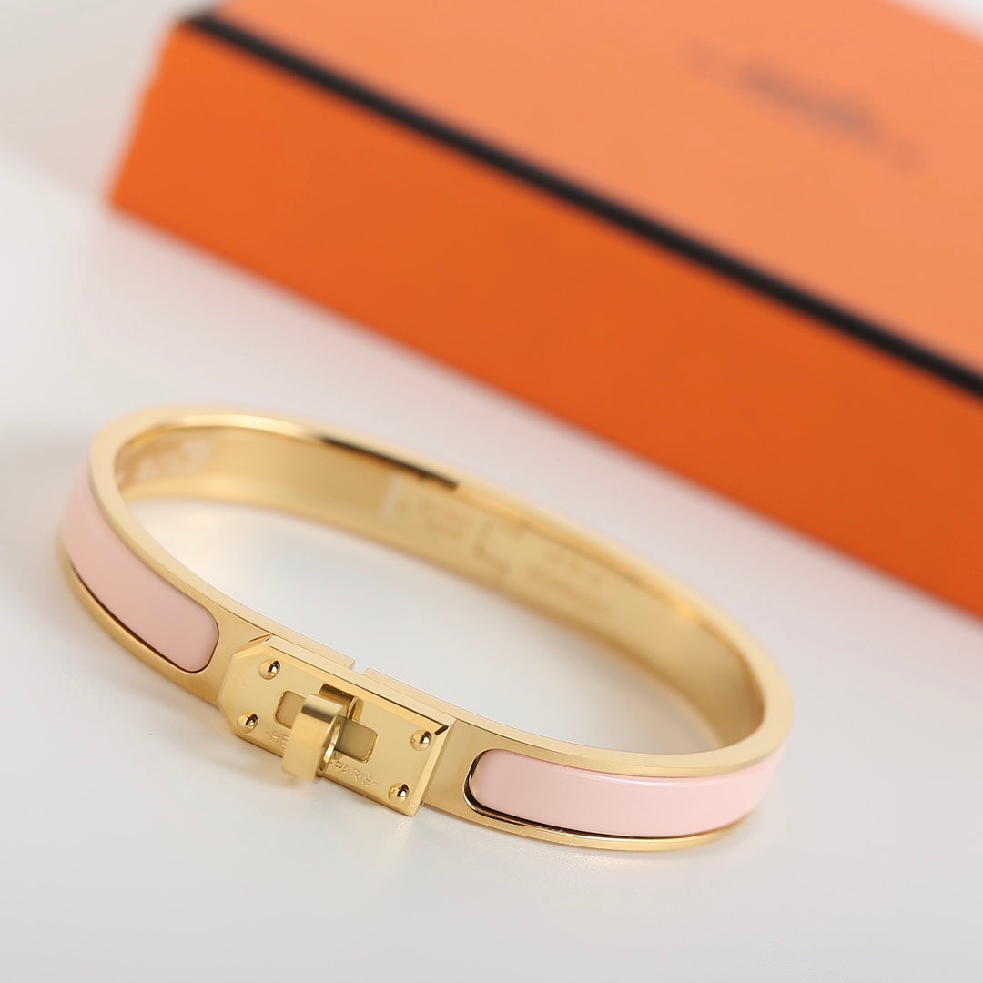 [Love's Uplift]HM KELLY LIGHT PINK BRACELET