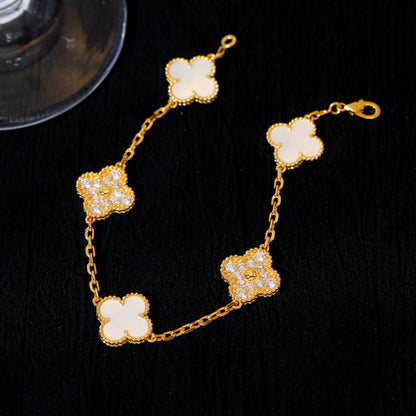 [Love's Uplift]CLOVER BRACELET 5 MOTIF WHITE MOP DIAMOND