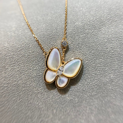 [Love's Uplift]BUTTERFLY MOP DIAMOND NECKLACE