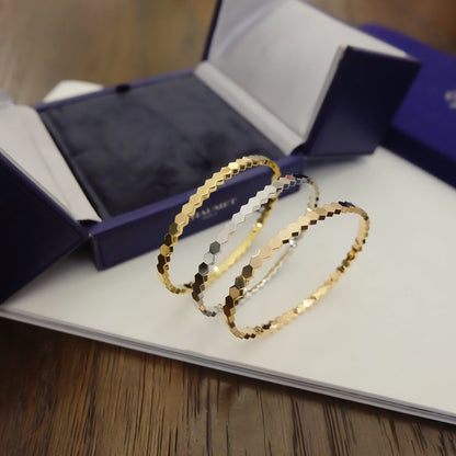 [Love's Uplift]BEE LOVE BRACELET
