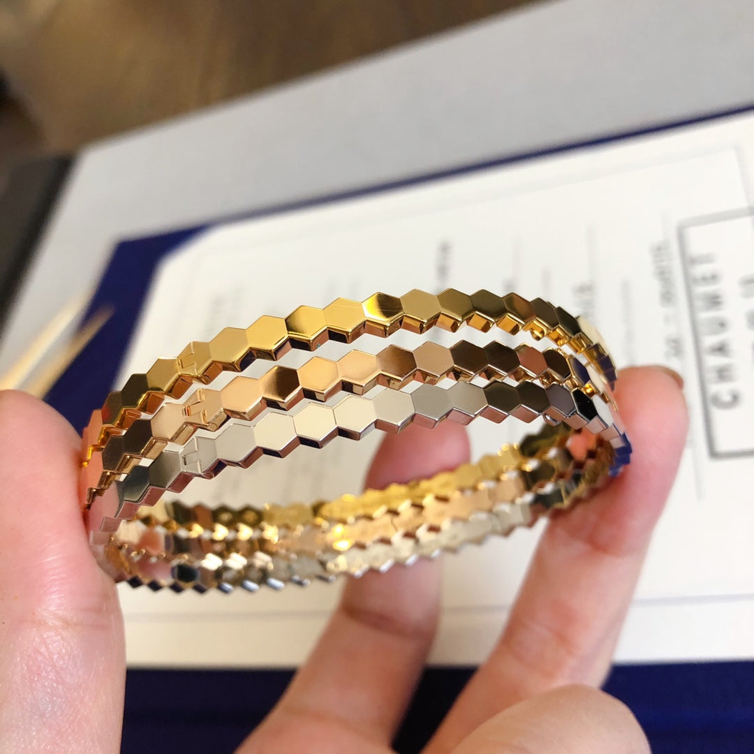 [Love's Uplift]BEE LOVE BRACELET