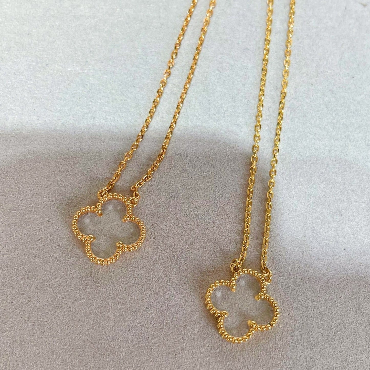 [Love's Uplift]CLOVER ROCK CRYSTAL ROSE GOLD NECKLACE