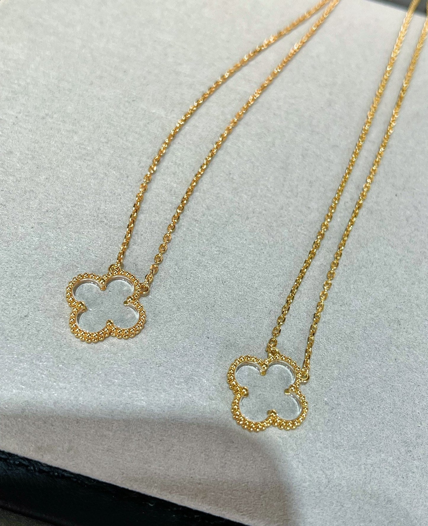 [Love's Uplift]CLOVER ROCK CRYSTAL ROSE GOLD NECKLACE