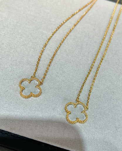 [Love's Uplift]CLOVER ROCK CRYSTAL ROSE GOLD NECKLACE