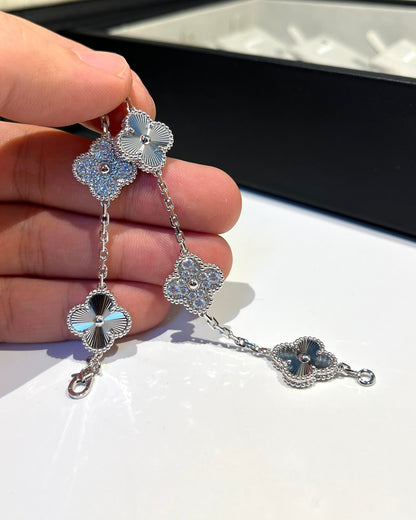 [Love's Uplift]CLOVER 5 MOTIF SILVER DIAMOND BRACELET