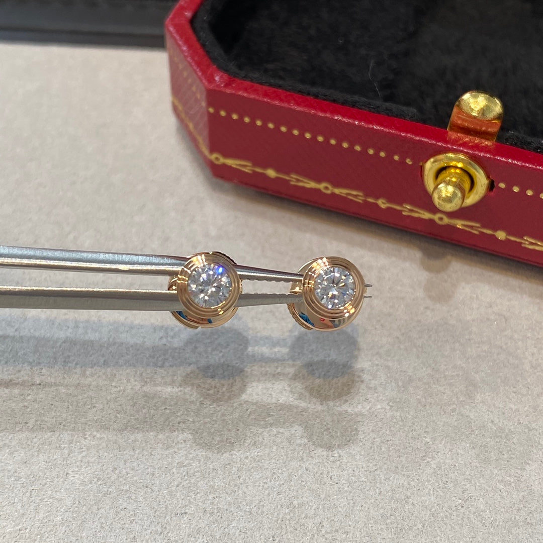 [Love's Uplift]DAMOUR DIAMOND EARRINGS