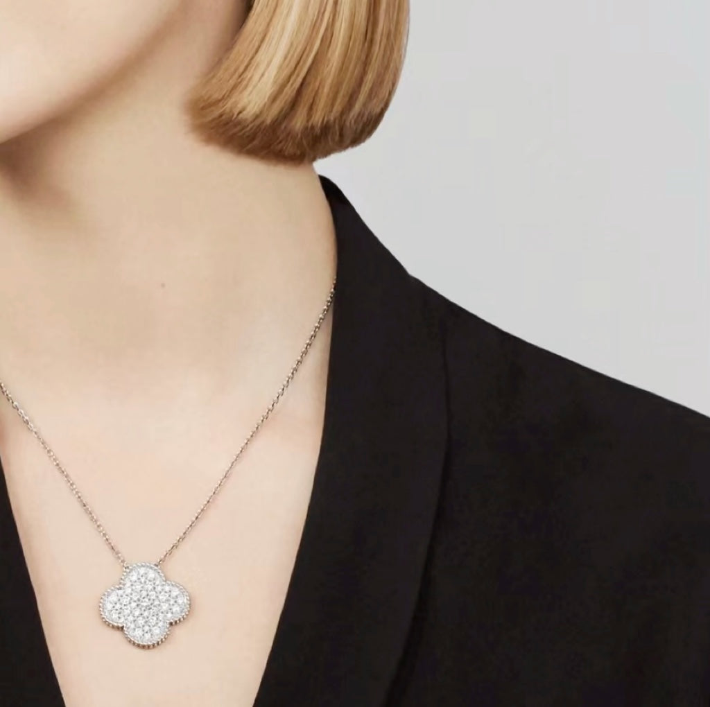 [Love's Uplift]CLOVER 25MM LARGE PENDANT DIAMOND PAVED SILVER NECKLACE