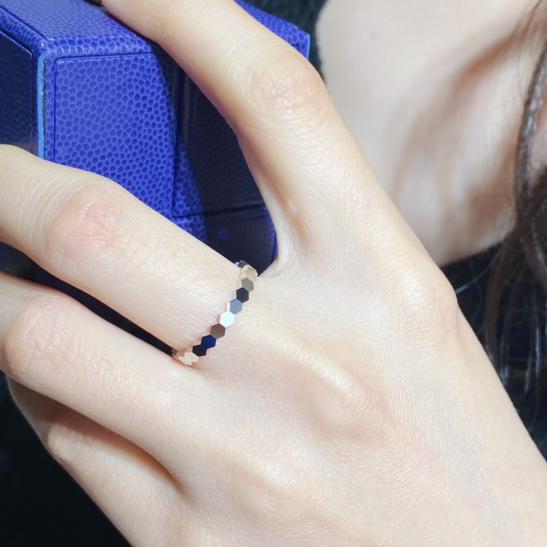 [Love's Uplift]BEE LOVE SMALL RING