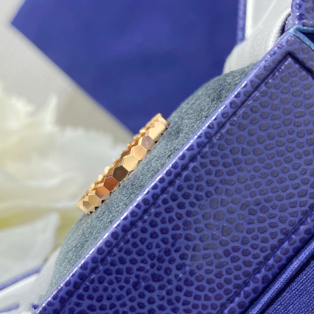 [Love's Uplift]BEE LOVE SMALL RING