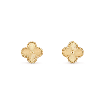 [Love's Uplift]CLOVER MINI 9.5MM LASER EARRINGS