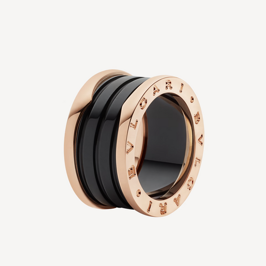[Love's Uplift]ZERO 1 FOUR-BAND LOOPS AND BLACK CERAMIC SPIRAL PINK GOLD RING