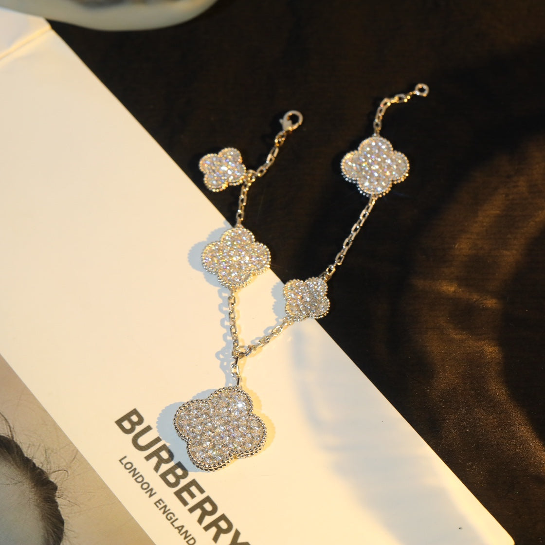 [Love's Uplift]CLOVER BRACELET 5 MOTIF SILVER DIAMOND PAVED