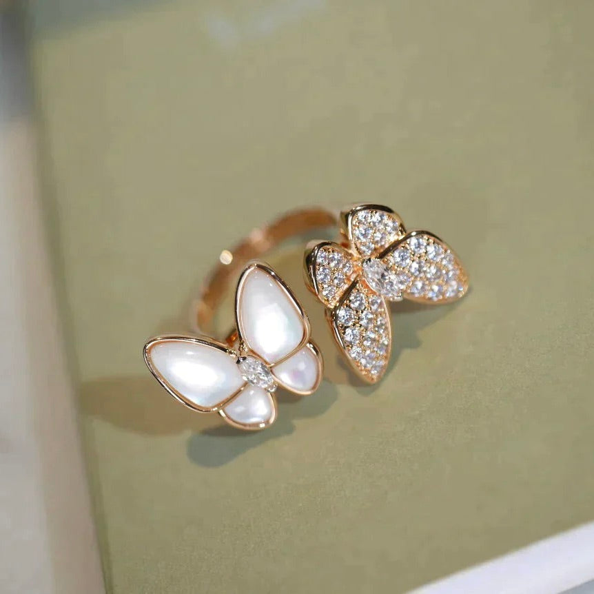[Love's Uplift]TWIN BUTTERFLY DIAMOND MOP RING