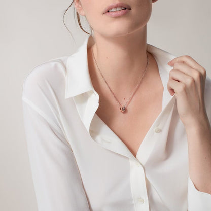[Love's Uplift]LOVE 6 DIAMOND PENDANT NECKLACE