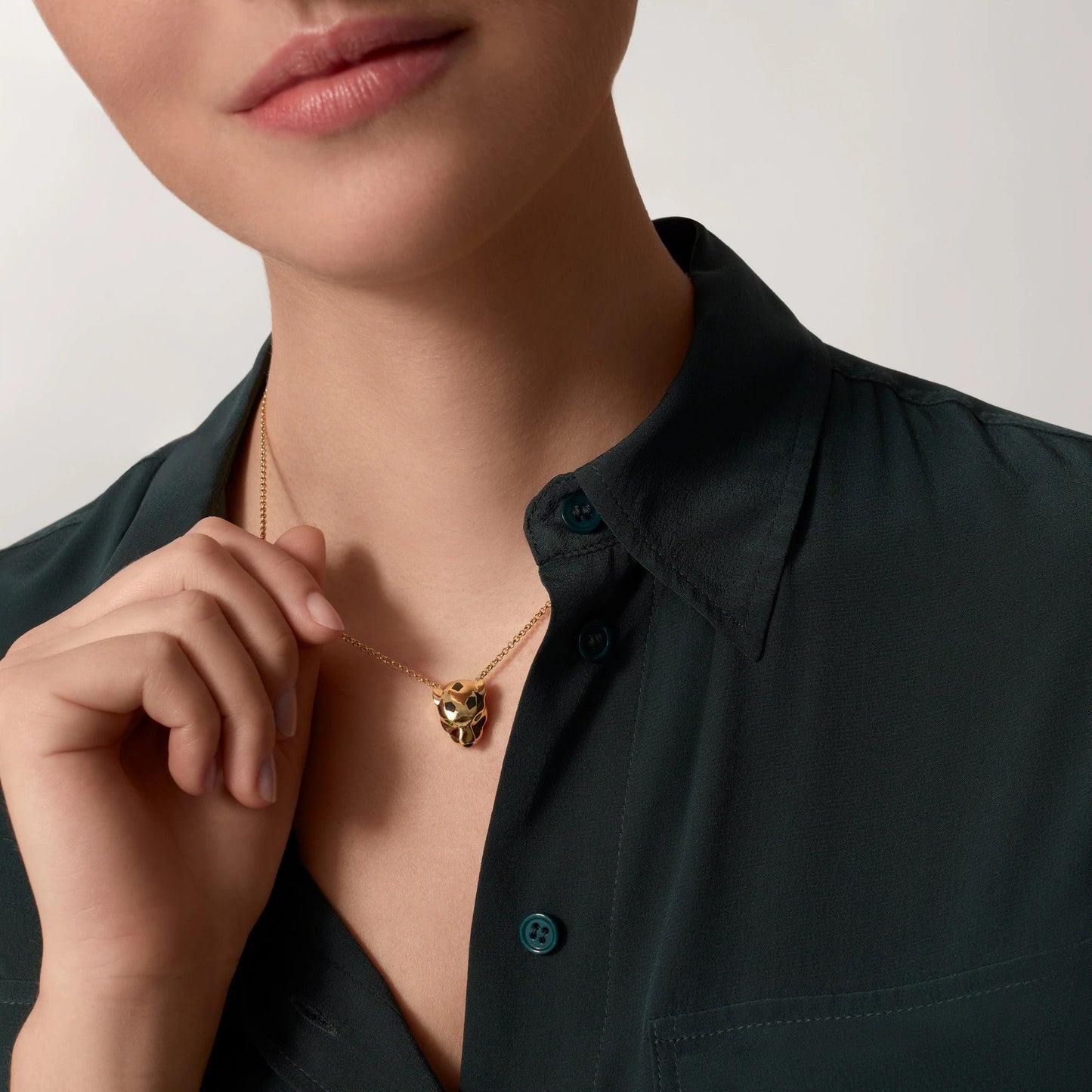 [Love's Uplift]PANTHERE NECKLACE