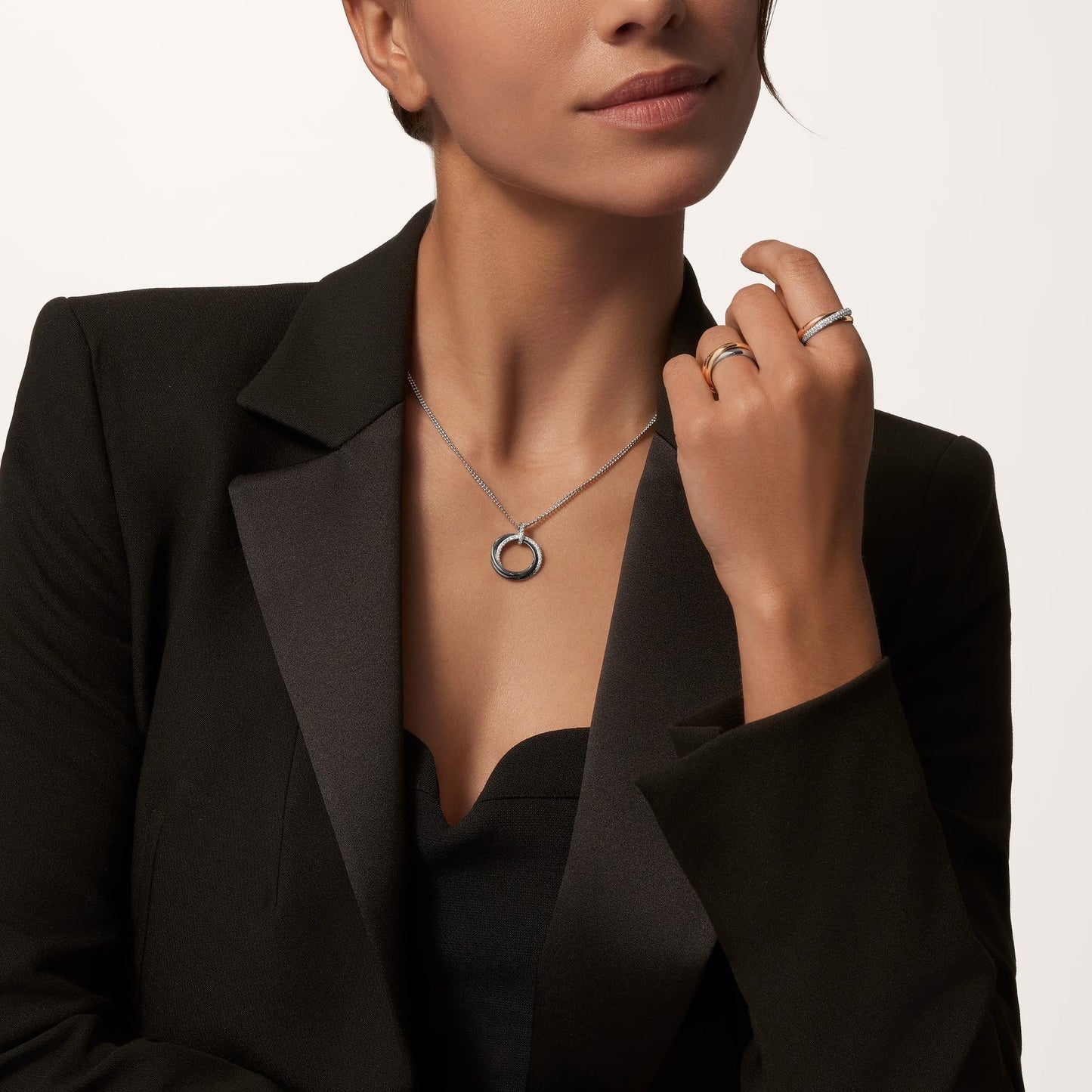 [Love's Uplift]TRINITY CERAMIC NECKLACE