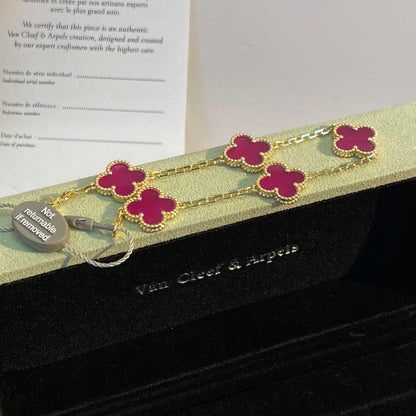 [Love's Uplift]CLOVER 5 MOTIFS PINK ENAMEL BRACELET