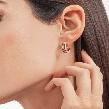 [Love's Uplift]ZERO 1 ROCK PINK GOLD EARRINGS WITH STUDDED SPIRAL AND BLACK CERAMIC