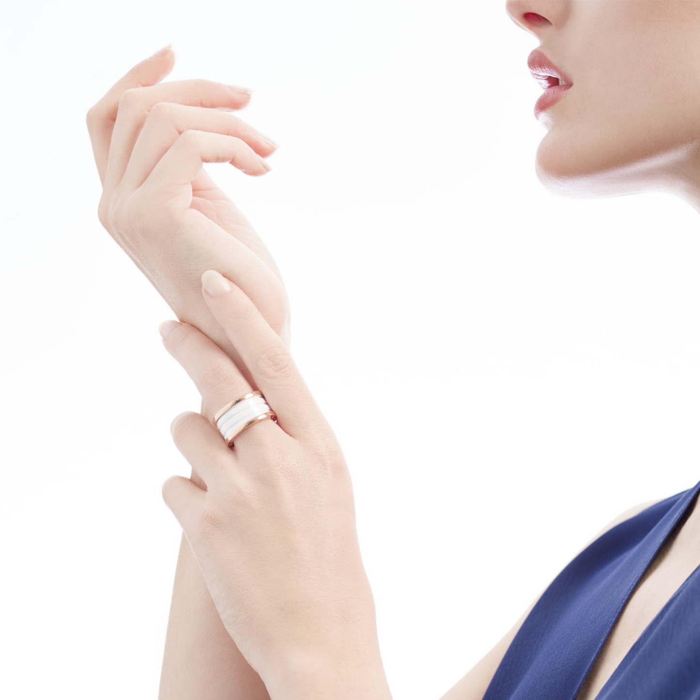 [Love's Uplift]ZERO 1 FOUR-BAND LOOPS AND WHITE CERAMIC SPIRAL PINK GOLD RING