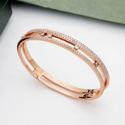 [Love's Uplift ]Move Romane pavé bangle