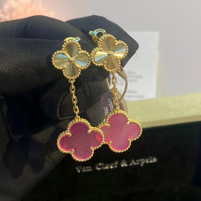 [Love's Uplift]NEW CLOVER 2 MOTIF PINK ENAMEL EARRINGS