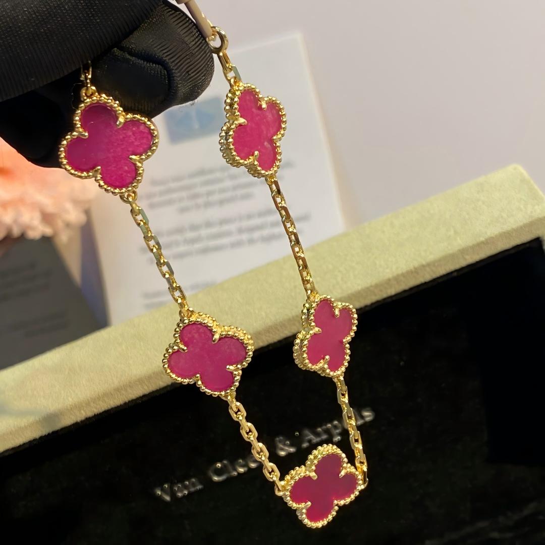 [Love's Uplift]CLOVER 5 MOTIFS PINK ENAMEL BRACELET