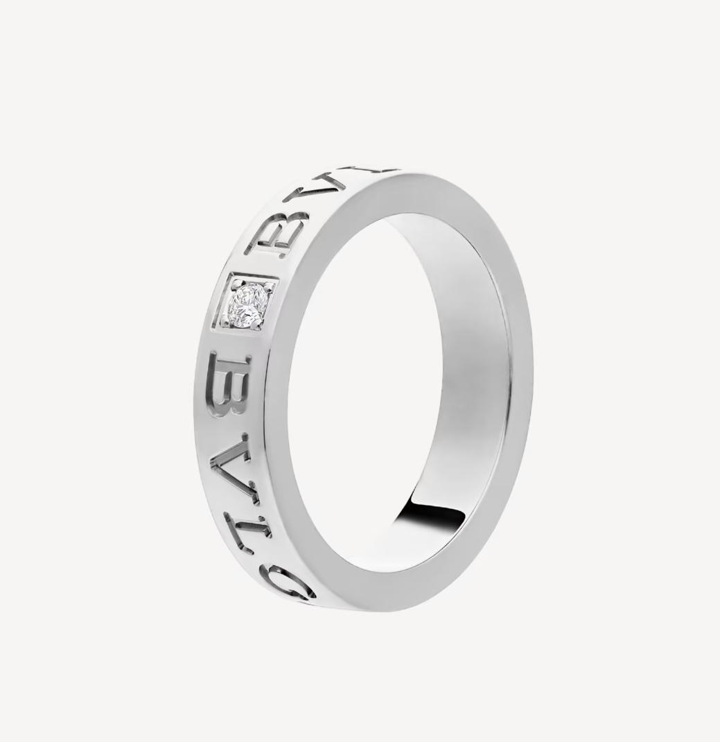 [Love's Uplift]ZERO 1 ESSENTIAL WITH A DIAMOD RING