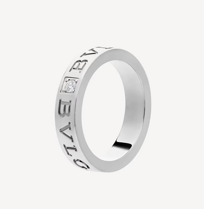 [Love's Uplift]ZERO 1 ESSENTIAL WITH A DIAMOD RING