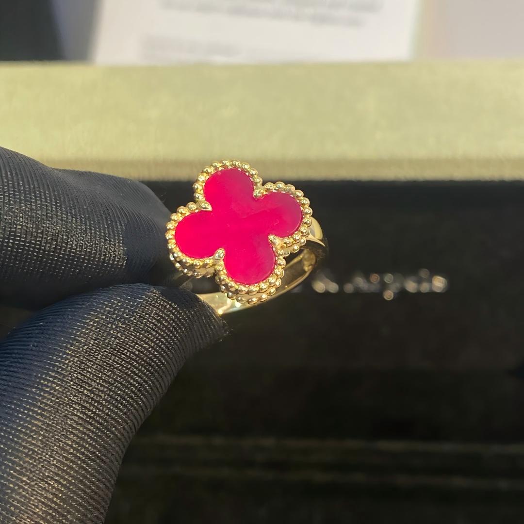 [Love's Uplift]NEW CLOVER PINK ENAMEL RINGS