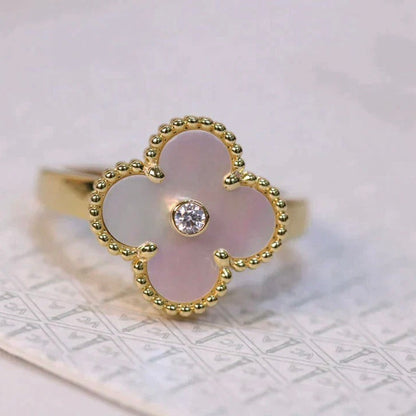 [Love's Uplift]CLOVER PINK MOP RING GOLD DIAMOND