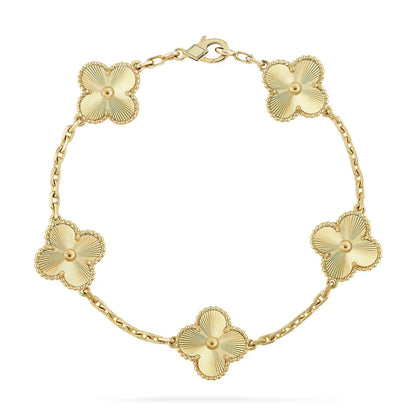 [Love's Uplift] CLASH & Clover Laser 5-Motif & LOVE Brushed Bracelet Stack Set