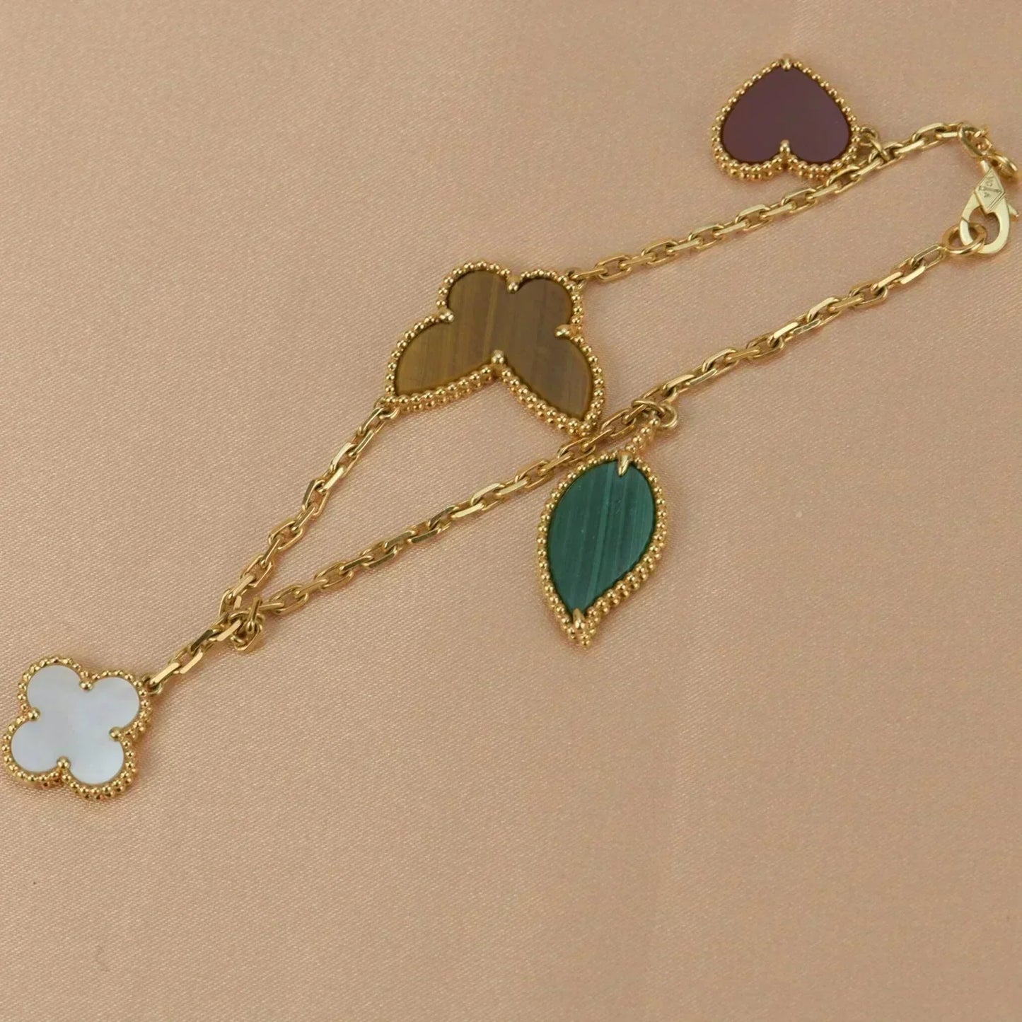 [Love's Uplift]LUCKY SPRING 5 MOTIF GOLD BRACELET