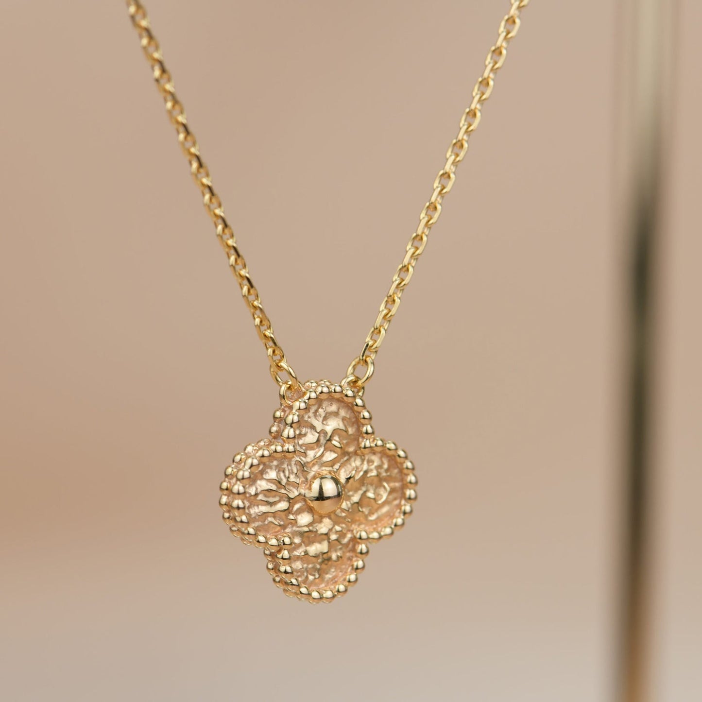 [Love's Uplift]CLOVER 15MM  BRONZING NECKLACE