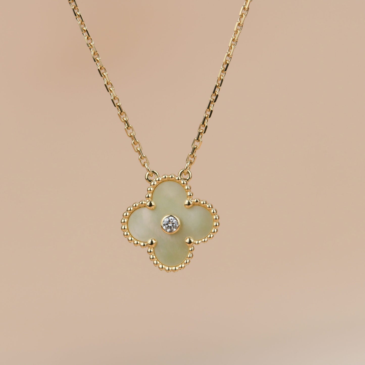 [Love's Uplift]CLOVER 15MM DIAMOND GOLD MOTHER OF PEARL NECKLACE