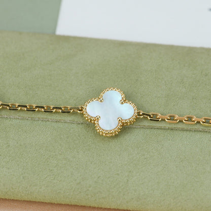[Love's Uplift]CLOVER  5 MOTIF WHITE MOP BRACELET