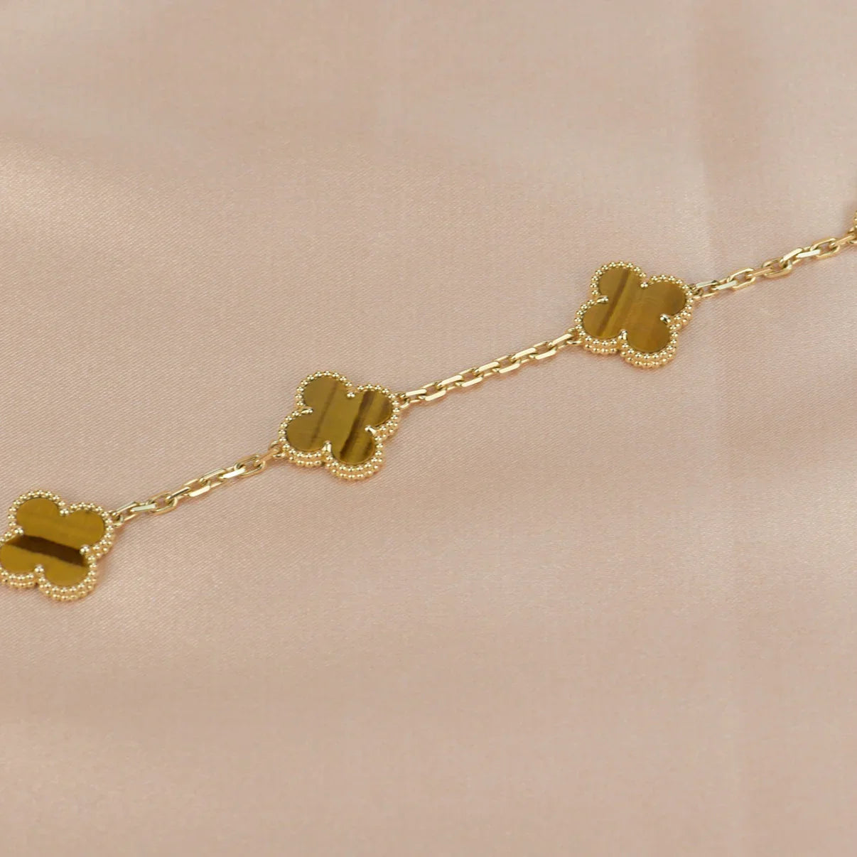 [Love's Uplift] CLOVER 5 MOTIFS TIGER EYE BRACELET COLLECTION