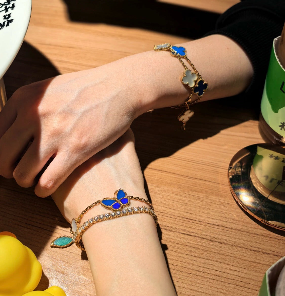 [Love's Uplift]LUCKY SPRING BUTTERFLY 5 MOTIF BRACELET