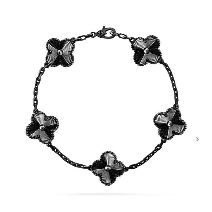 [Love's Uplift]CLOVER 5 MOTIF BLACK BRACELET