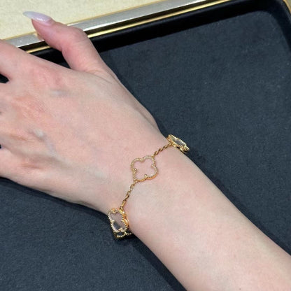 [Love's Uplift]CLOVER 5 MOTIF ROCK CRYSTAL PINK GOLD BRACELET