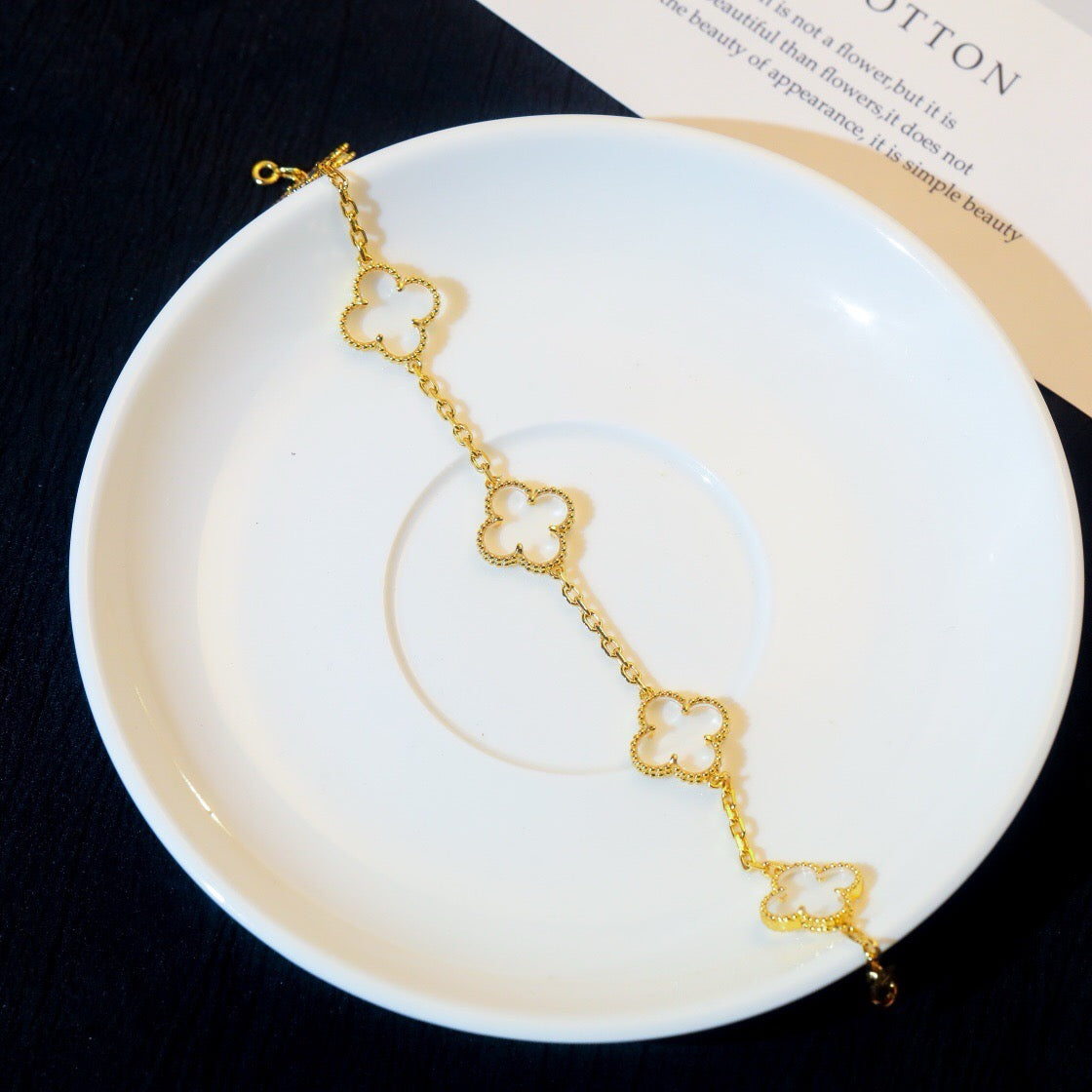 [Love's Uplift]CLOVER 5 MOTIF ROCK CRYSTAL PINK GOLD BRACELET