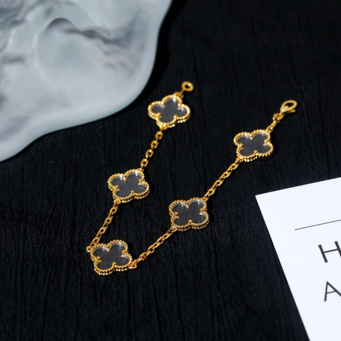 [Love's Uplift]CLOVER 5 MOTIF ROCK CRYSTAL PINK GOLD BRACELET