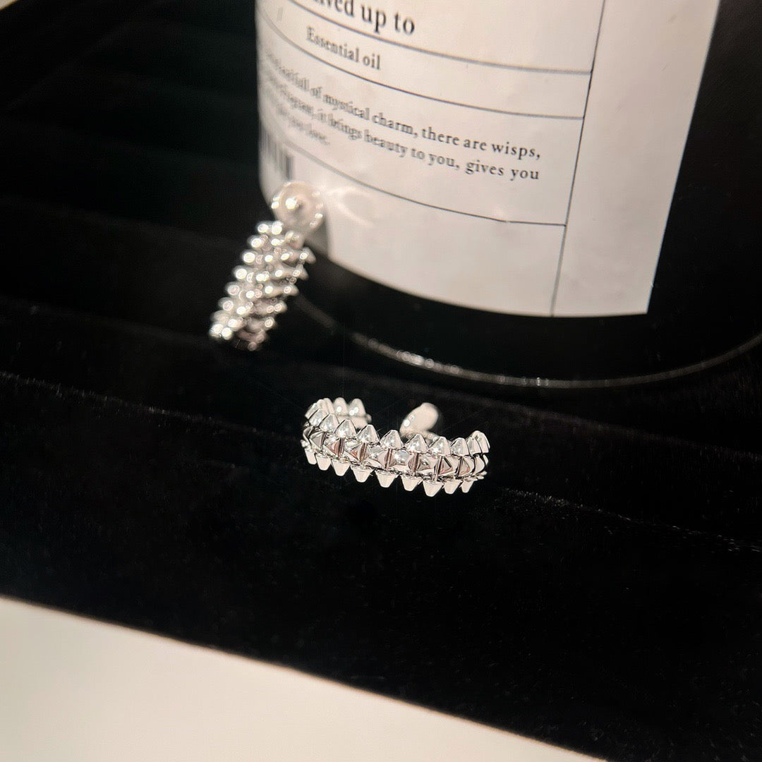 [Love's Uplift]CLASH SMALL HOOP EARRINGS