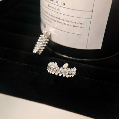 [Love's Uplift]CLASH SMALL HOOP EARRINGS