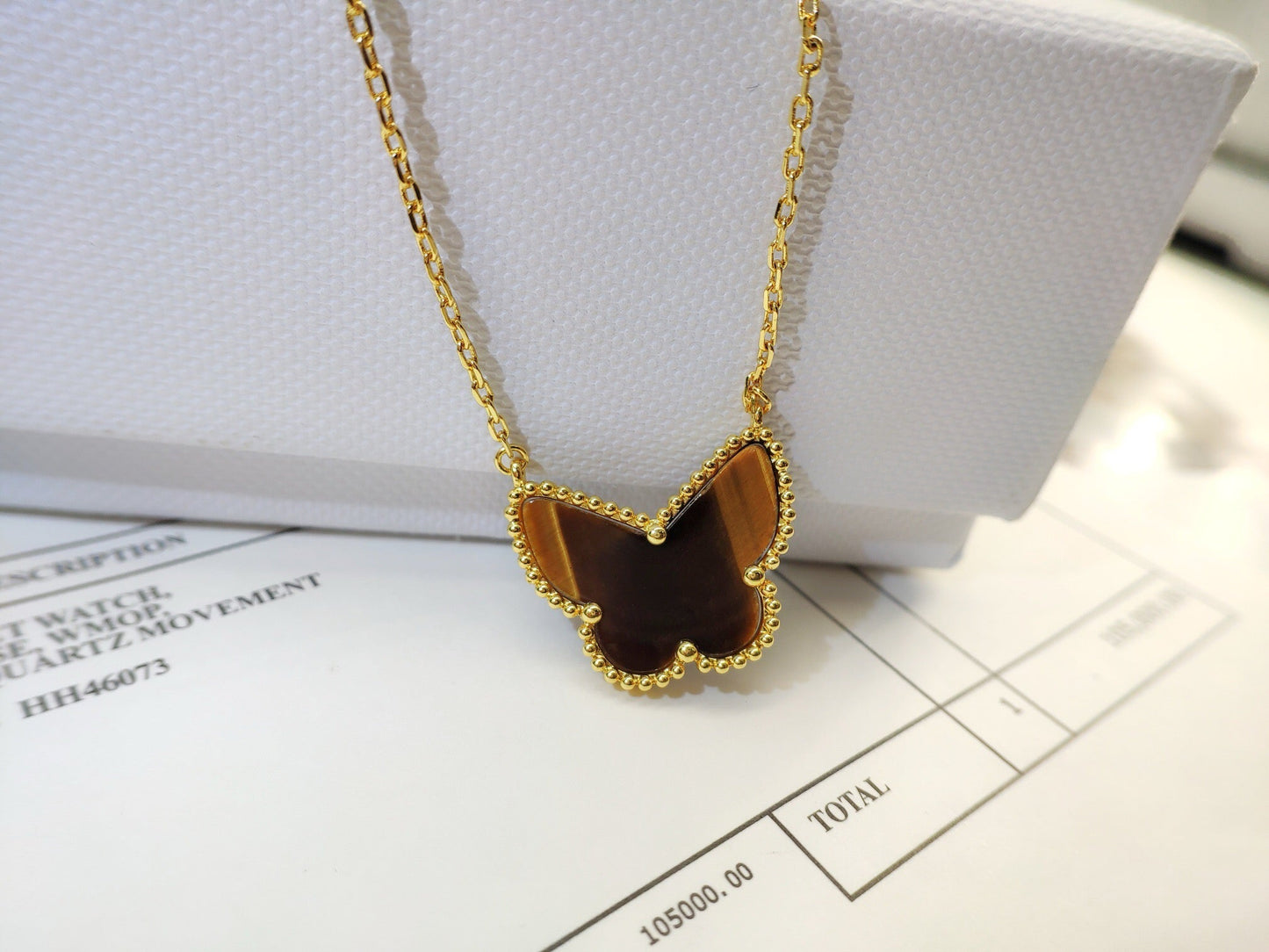 [Love's Uplift] TIGER__ EYE BUTTERFLY NECKLACE