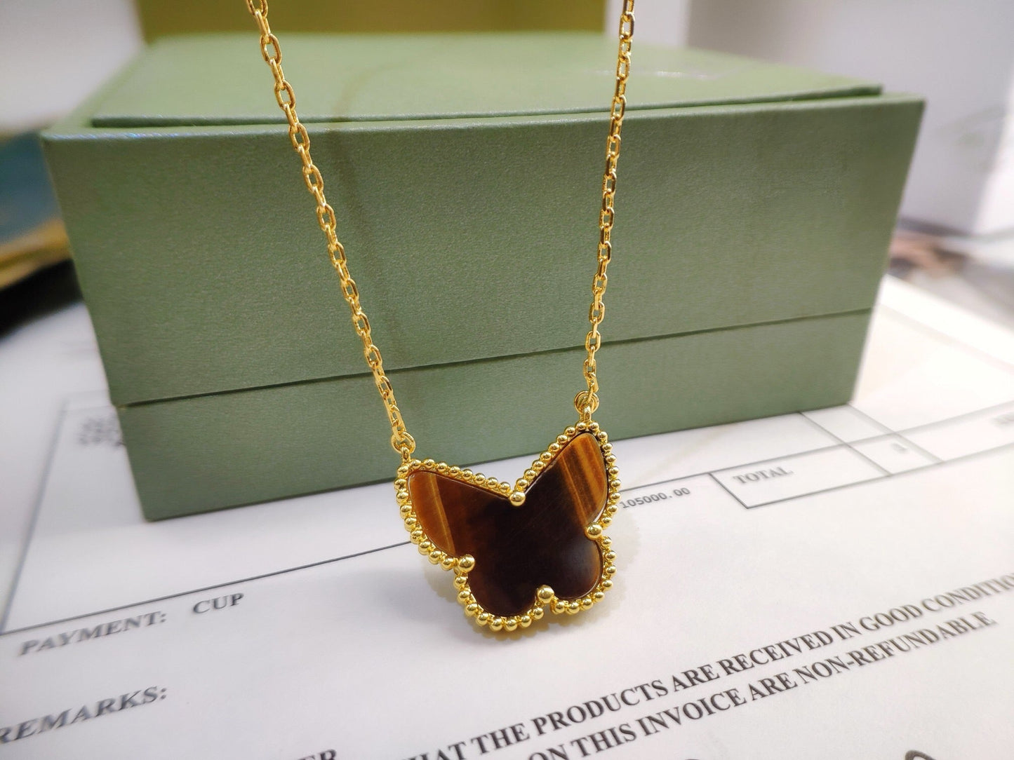 [Love's Uplift] TIGER__ EYE BUTTERFLY NECKLACE